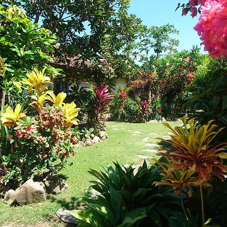 Same Same Bungalows Kuta  Exterior photo