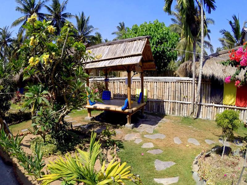 Same Same Bungalows Kuta  Exterior photo
